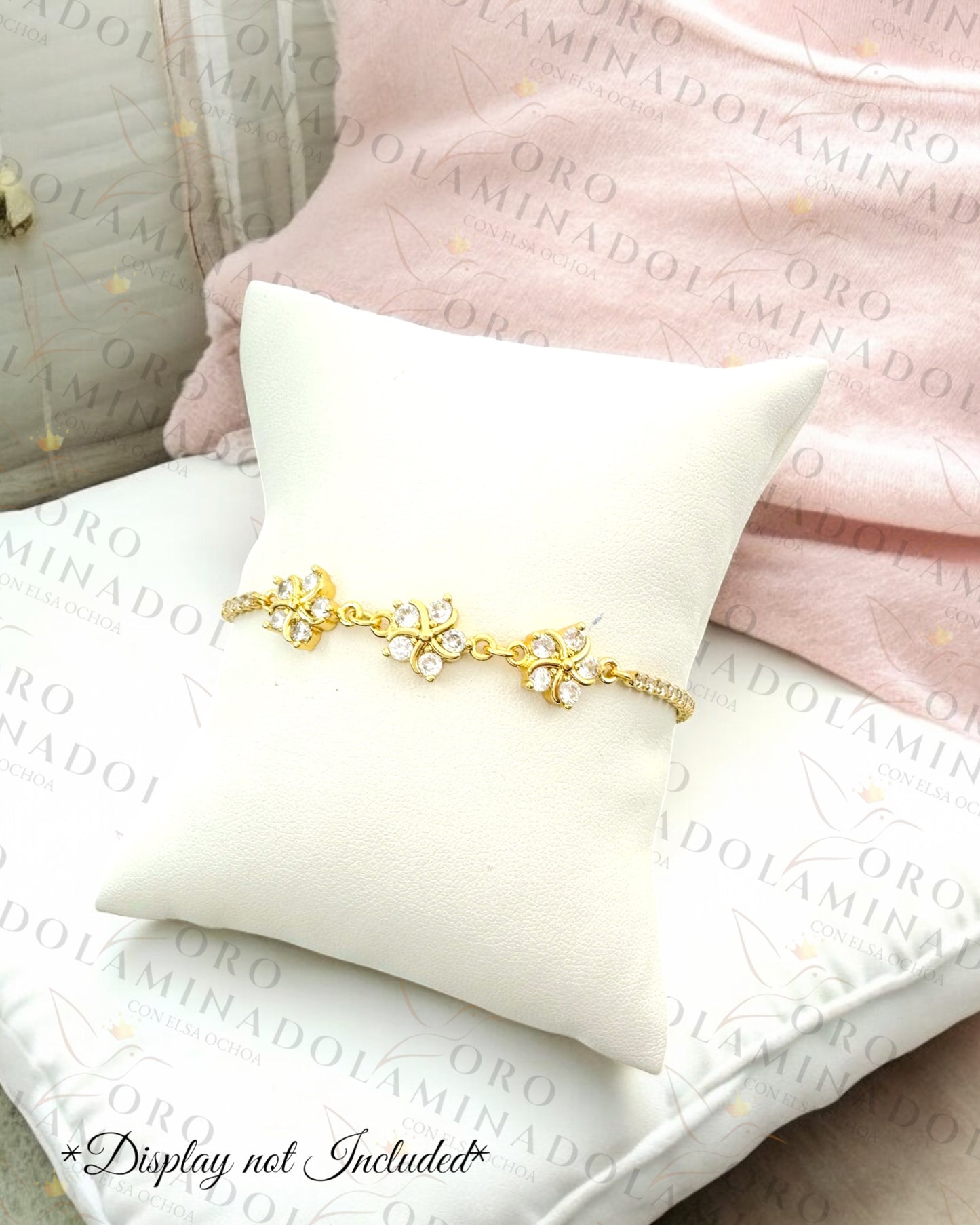 Gold Filled Triple Flower Adjustable Bracelet R464
