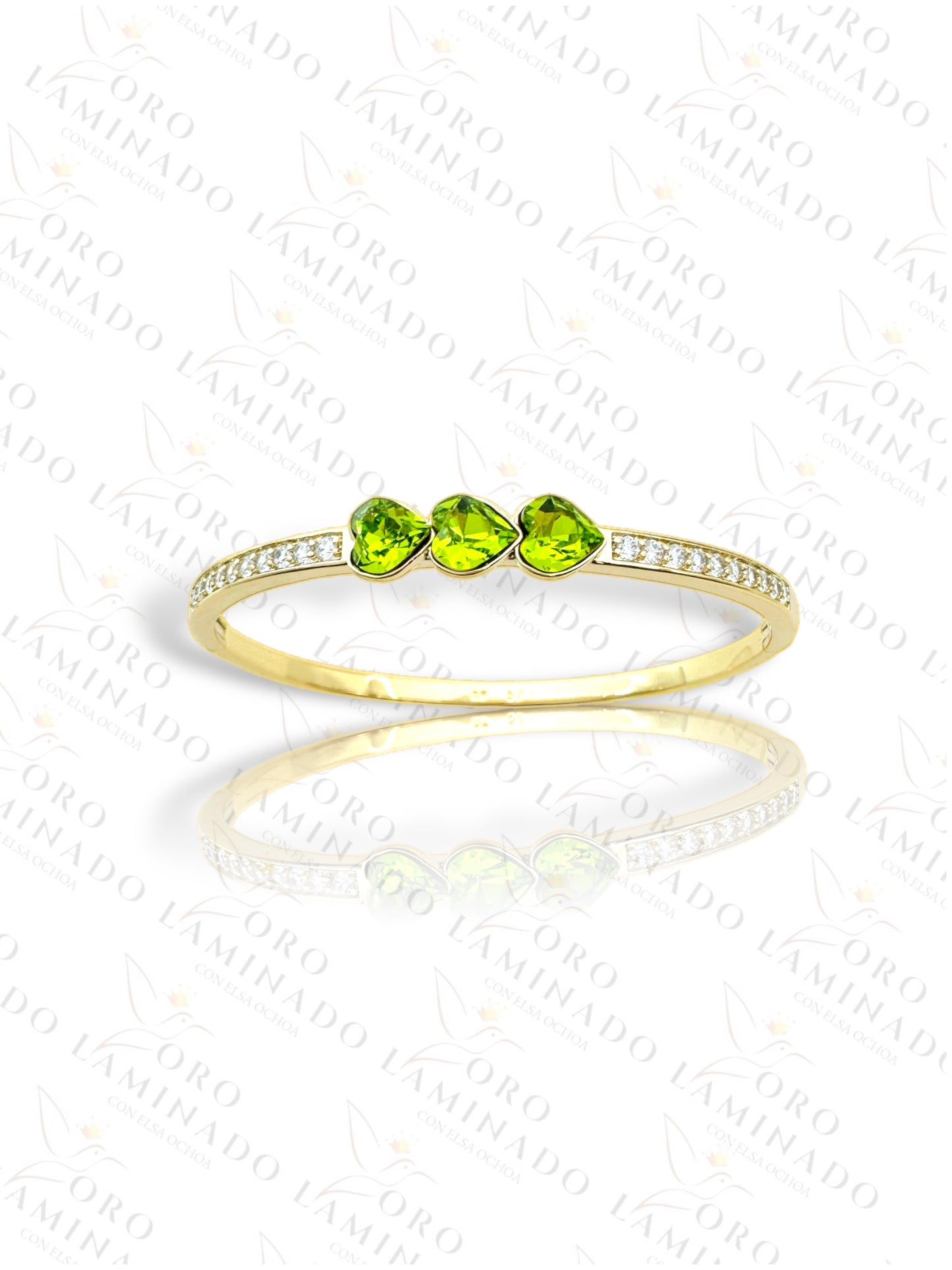 High Quality Light Green Heart Bangle Bracelet R396