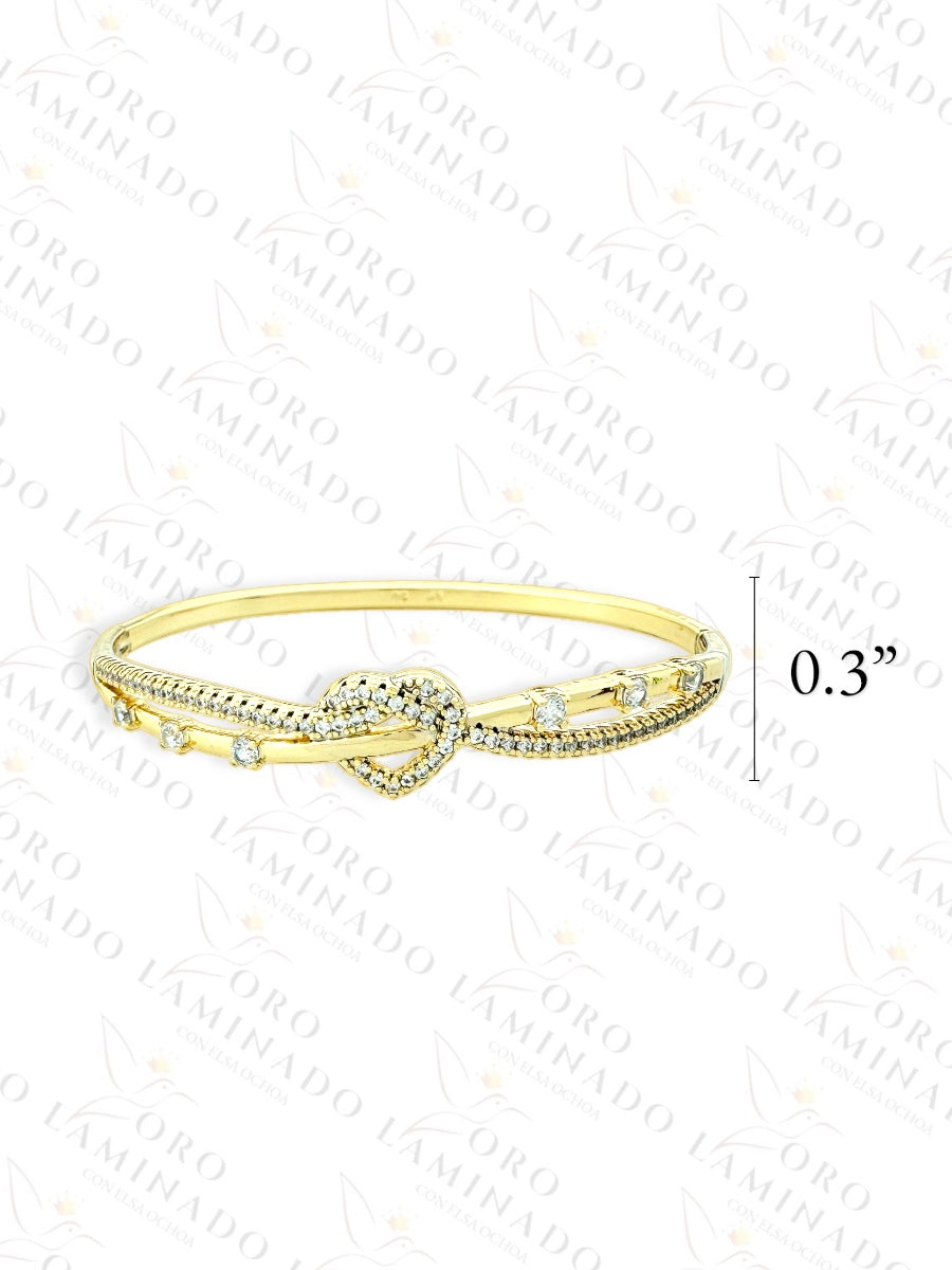 High Quality Sparkling Heart Bangle Bracelet R401