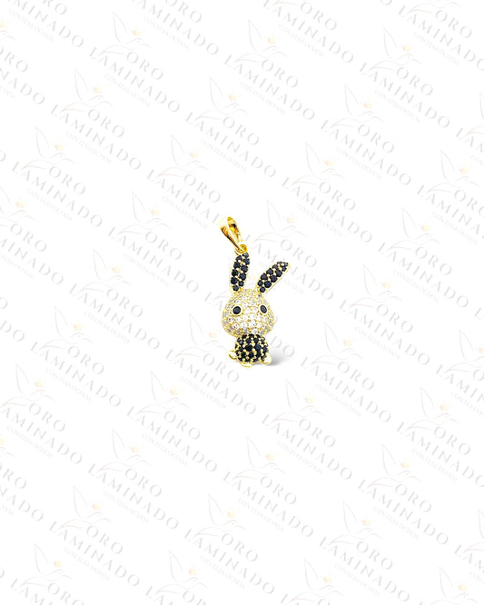 High Quality Small Bunny Pendant With Black Stones C8