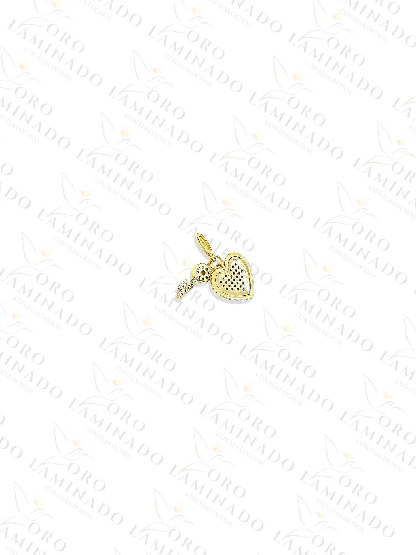 Small Heart and Key Pendant G441