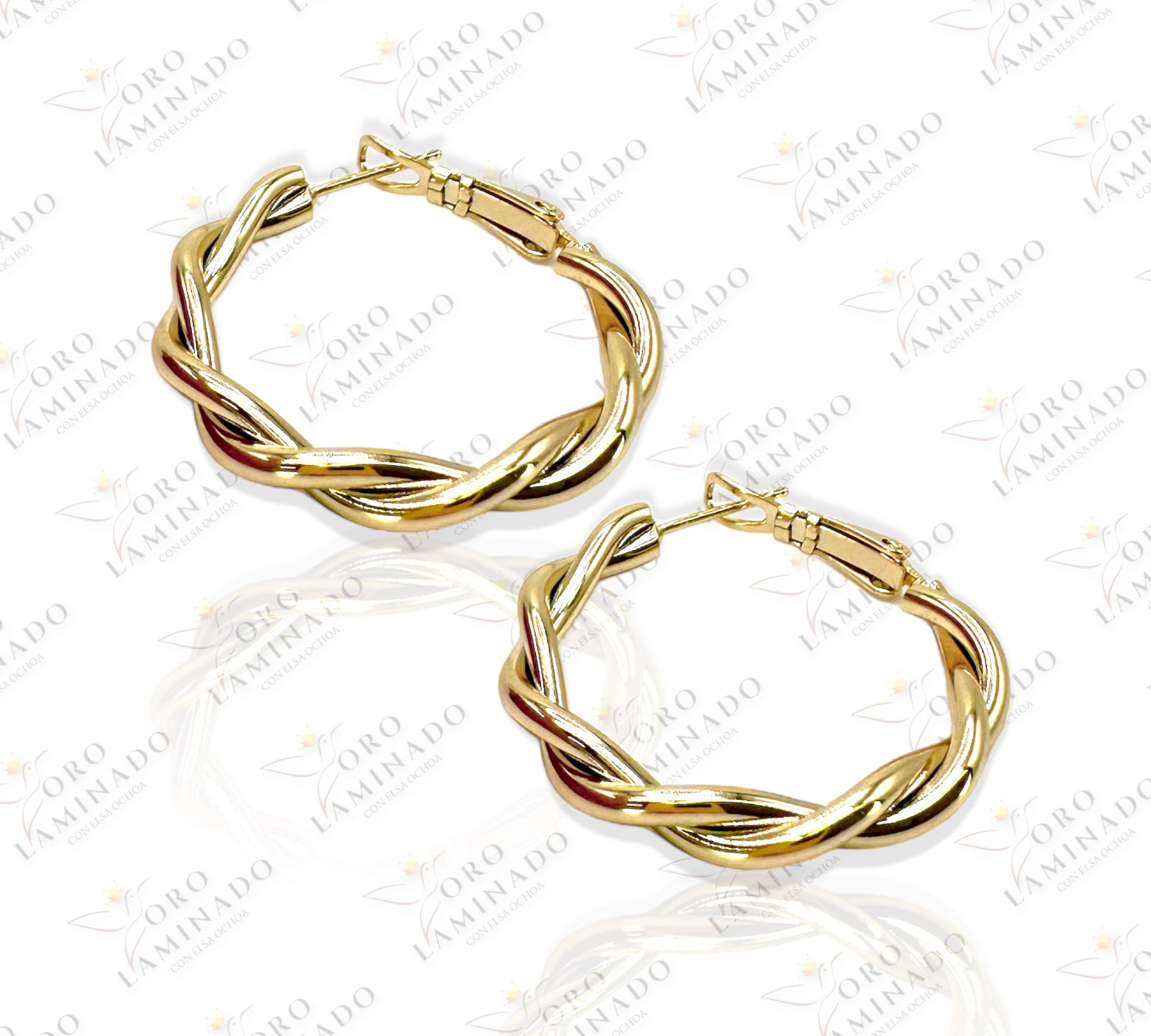 Gold rope hoop earring C80