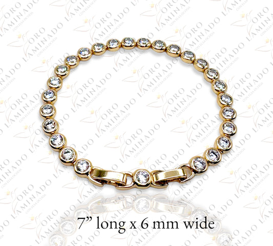 High Quality Bracelet with shiny round stones R219