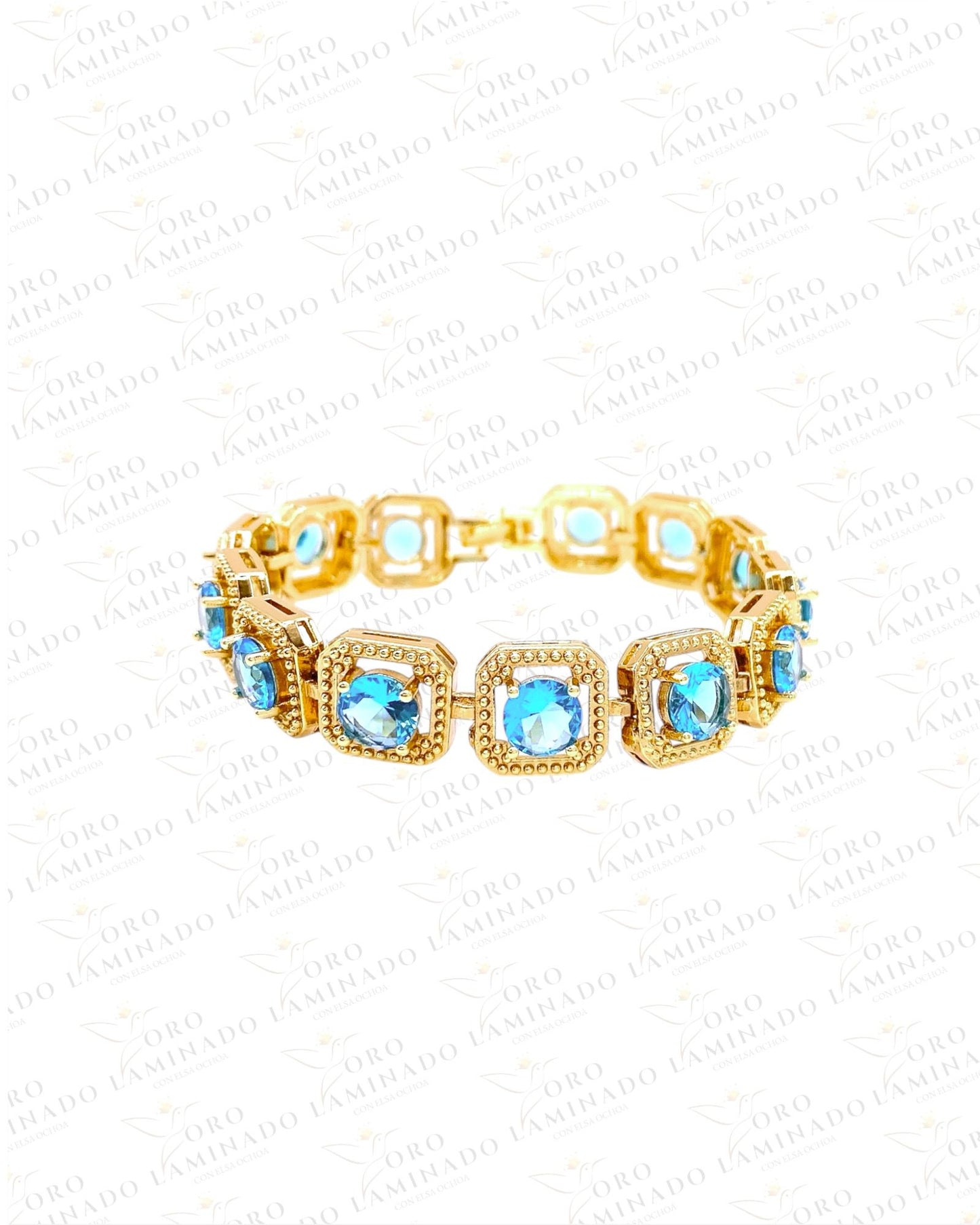 Bracelet with baby blue stone B37