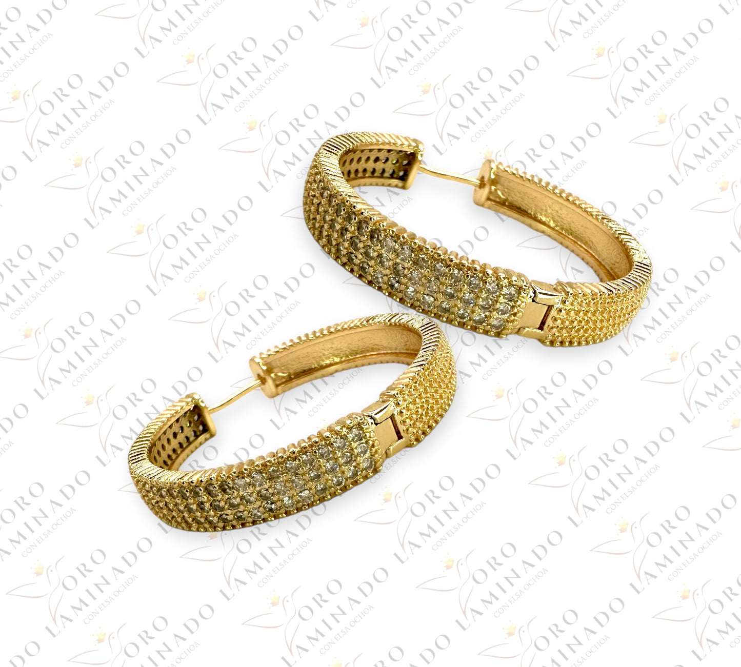 Golden hoop earring B336