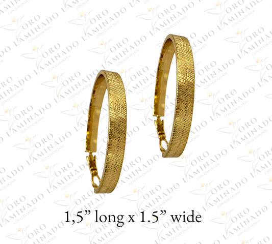 Golden hoop ring B347