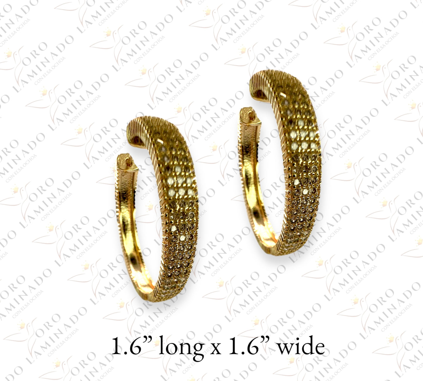 Golden hoop earring B336